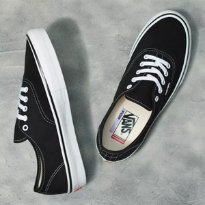 Black/White